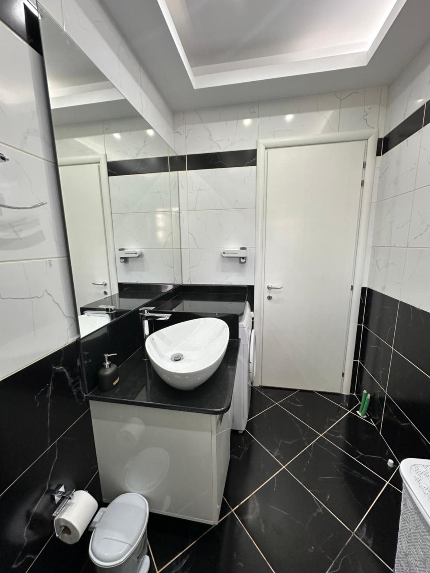 Apartament Luxy Coral Aparts Saranda Zewnętrze zdjęcie