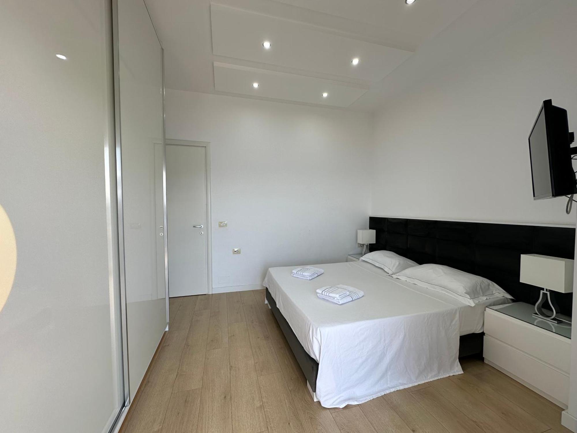 Apartament Luxy Coral Aparts Saranda Zewnętrze zdjęcie
